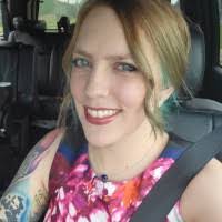 Jana Gray's Instagram, Twitter & Facebook