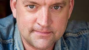 1976 zieht er mit seinen eltern und seiner älteren schwester marion nach münchen. Benny Beimer Christian Kahrmann Fahrt Betrunken Gegen Baum Stern De