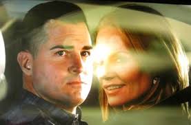 No Mirando A Nuestro Daño