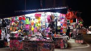 Más de 158 alojamientos en batu ferringhi encuentra tu alquiler de vacaciones en batu ferringhi y reserva seguro con niumba. Panduan Wisata Lengkap Traveling Ke Batu Ferringhi Night Market Penang Tribun Batam