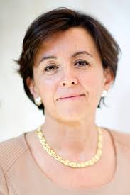 Beförderungen nach Parteibuch: Das umstrittene Personalkarussell der  Ministerien