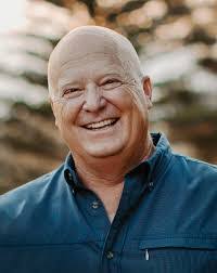 Shirley Simon's Instagram, Twitter & Facebook