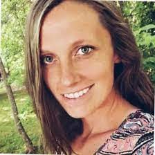 Ashley Pflug's Instagram, Twitter & Facebook