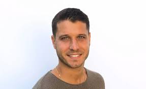 Julia Larson (@julia_danielle4)