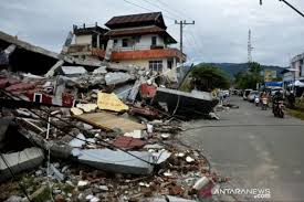 Kamu bisa menemukan penjual gempa dari seluruh indonesia yang terdekat dari lokasi & wilayah kamu sekarang. Data Terbaru Gempa Majene Sulawesi Barat Bnpb 73 Meninggal Dunia Dan 554 Korban Luka Pikiran Rakyat Bekasi