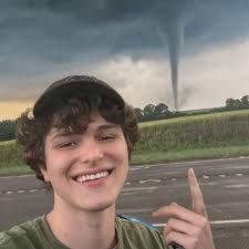 Aaron Frerichs (@frerichsfarms)