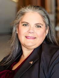 Jennifer Todd plans to unseat Rep. Mary Miller in 2026 race