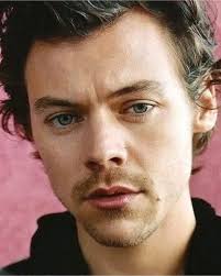 Tom is a handsome prince that girls dreaming about when he was a child 😘💯 