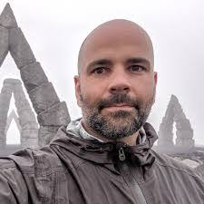 Robert Ducey's Instagram, Twitter & Facebook