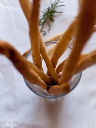 Gressins A L Huile D Olive Romarin Et Sesame Gressins Recette Aperitif Idee Aperitif