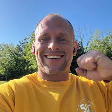 Free haircuts for homeless at DWWCHO operations center today