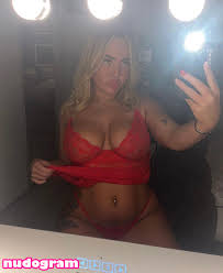 caoimhe  caoimhe moreland  caoimhee Nude Leaks OnlyFans Photo 6 -  Nudogram v2.0 HD phone wallpaper