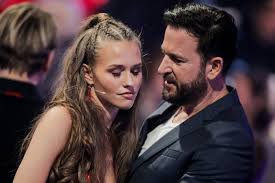 Er steht beim fc bayern münchen unter vertrag, mit dem er mehrmals deutscher meister und pokalsieger wurde sowie 2013 und 2020 das triple aus meisterschaft, pokalsieg und champions league gewann. Laura Muller Und Michael Wendler Neuer Wirbel Um Den Nachnamen Norberg