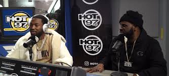 Meek mill — im da plug freestyle [rhymes meek mill — yall dont hear me (freestyle) 02:45. Watch Meek Mill Freestyle Over Drake S Infamous Diss Back To Back