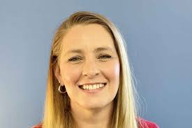 Welcoming Amber Vlangas