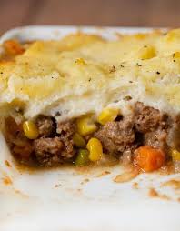 Beef Shepherd S Pie Is A Traditional Dish With Ground Beef Veggies And A Creamy Mashed Potato Topping Dinne Shepherds Pie Baked Dishes Shepherds Pie Recipe