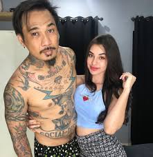 Video yang dibagikan nora alexandra di akun instagram pribadinya menjadi viral di media sosial. Cantiknya Berlebihan Ini 4 Fakta Nora Alexandra Istri Jerinx Sid Yang Selisih Usianya 18 Tahun Bule Tapi Lahir Di Jember Semua Halaman Suar
