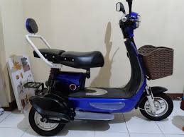 Kecepatan maksimal yang bisa dicapai. Motor Listrik Roda Tiga Selis Robin Motor Di Carousell