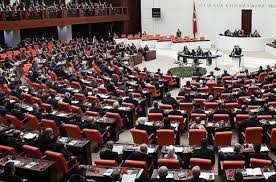 Futbol federasyonu dış i̇lişkiler komite üyeliği, bursaspor as başkanlığı, vardar spor ve karagümrükspor başkanlığı yaptı. Iyi Parti Den Nafaka Ile Ilgili Teklif