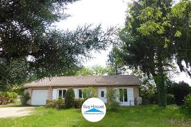 Vendu Maison Plain Pied Avec Grand Jardin 3 Chambres Et Garage Double 38230 Tignieu Jameyzieu Agence Immobiliere A Tignieu Jameyzieu Guy Hoquet Tignieu