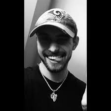 Daniel Leu (@DanielRLeu)