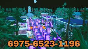 Ok so it's not halloween but there's plenty of scary content over in fortnite creative. Bo2 Town With Zombies Find The 20 Hidden Meteors In Order To Win But You Only Can Respawn Twice So Be Careful This Map Took Me Weeks Of Work Code 6975 6523 1196 More Info In