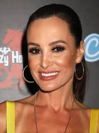 Six Degrees » Joe Jonas and Nikki Jayne