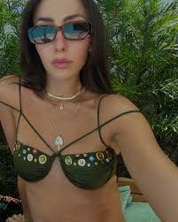 DIA HERMOSO. ☺️ Full sol, cero nubes. Comidita espectacular, buena  compañía, que mas se puede pedir? 😍 • • • • #beachday #bikinioftheday  #bikinilife