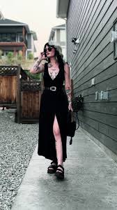 heading off for a little photo shoot today ✨ #elderemo #tattoos  #tattooedgirl #altfashion #altoutfits #blackandwhitehair #docs #altmom  #casualalternative #altsummerclothes #