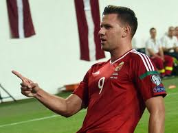 Ádám szalai celebrates with the fans after scoring a goal for hungary against austria. Adam Szalai Angreifer Der Tsg Hoffenheim Viele Wahlen Die Einfachste Art Fussball Schade Kicker