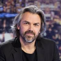 9 "Aymeric Caron" profiles