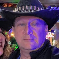 How to find the owner of an abandoned truck