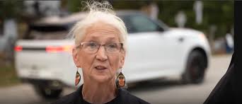 30 years, 700 kids helped. Jack's Hollow is one of Gardner's beloved  Halloween traditions. "Along with getting the donations, I enjoy seeing  these kids have that much fun," Tammy Doleshal said. KSHB