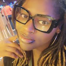 Micelle Kellsthakomic Whitaker