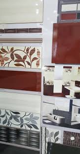 بلاط مشجر رسمه مع زنار 6 الوان العربية الايطالية للسيراميك بيرزيت فيسبوك