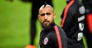 The family lived in a small wooden home in the neighbourhood of san joaquin. Bayern Munich Midfielder Arturo Vidal Out For Rest Of Season Due To Knee Injury