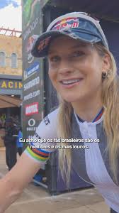 Fingers crossed 🤞, Atual campeã do mundo de Short Track falou, então tá  falado!!! , Depois de vencer os dois XCC em Araxá, Evie Richards falou  sobre a energia da torcida e deixou claro, que adora ...