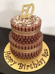 Kit Kat Maltesers Cake Bec S Fabulous Fondants Find Me On Fb Malteser Cake Cake Fondant