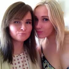 Amy Curtin's Instagram, Twitter & Facebook