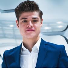 Student Yearbook-PKU “Future Leaders" Program