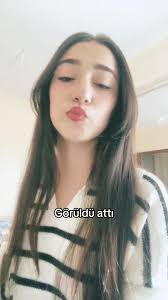 Çenemde neden gamze var dhdhdhd