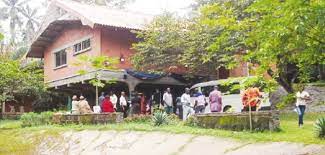 Professor wole soyinka speaks on culture and tourism in an interview with heritagetv crew in his house in abeokuta ogun state. Wole Soyinka S House In The Forest Photos Celebrities Nigeria