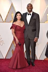 Kobe Bryant Vanessa Laine Bryant At The Oscars 2018 Kobe Bryant And Wife Red Carpet Oscars Vanessa Bryant