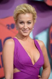 Kellie Pickler showing her huge boobs braless in a low cut pink dress at  2014 CM Porn Pictures, XXX Photos, Sex Images 3232436 - PICTOA