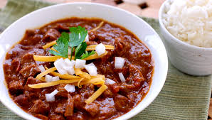 Crumble in ground beef, break up any lumps with a wooden spoon and cook, stirring occasionally until meat is browned. Chili Con Carne Cook It Texan Chili Queen Style Or Don T Cook It At All Chef John Howie