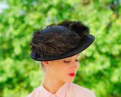 Vintage Bowler Hat With Feather Vintage Hat Women Fedora Etsy Hats Vintage Vintage Millinery Women Fedora Hat