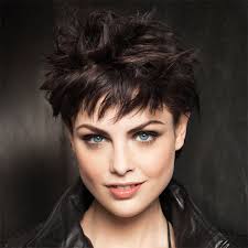 83 meilleures images du tableau coiffure coupes courtes en 2019. Toutes Les Nouvelles Coupes Et Coiffures Pour Cheveux Courts Tendances De L Automne 2012 Et L Hiver 2013 Page 2