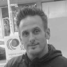 Brett Beck's Instagram, Twitter & Facebook