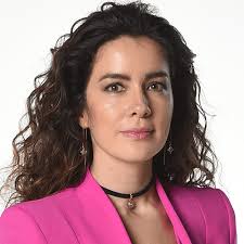 Show tv ekranlarında yayınlanan dila hanım /dizi dizisinde yasemin rolünde oynayan makbule sitare akbaş ile ilgili tüm merak ettikleriniz için tıklayın! Erkan Petekkaya Kimdir Riza Show Tv