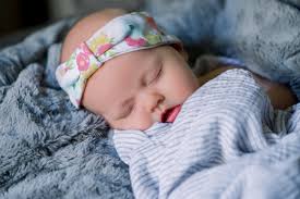 Sweet baby Eleanor, 4 weeks old.